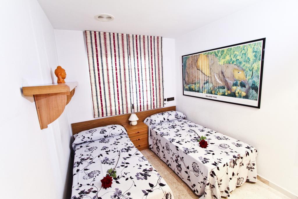 Eva Vendrell Planet Costa Dorada Daire Salou Oda fotoğraf